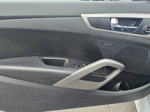 2013 Hyundai Veloster RE MIX