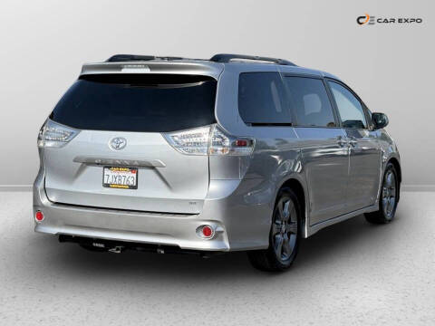 2015 Toyota Sienna