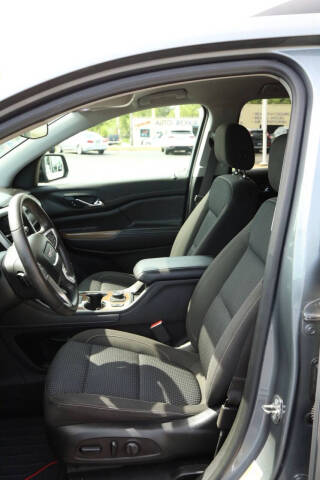 2021 GMC Acadia SLE