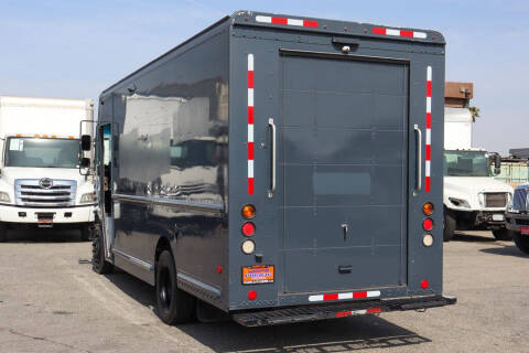 2020 Freightliner MT45 Chassis