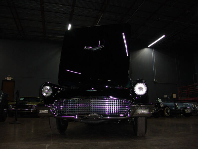 1957 Ford Thunderbird