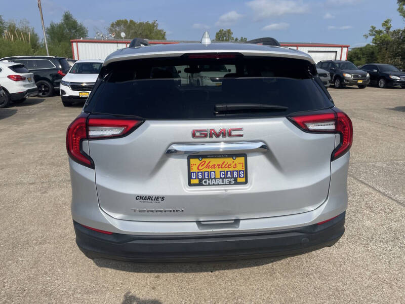 2022 GMC Terrain SLE