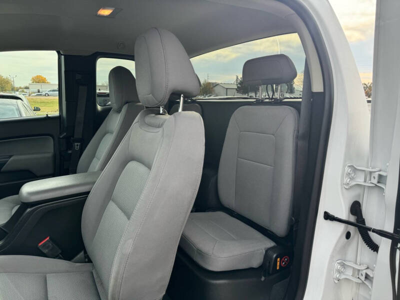 2020 Chevrolet Colorado Work Truck photo 11