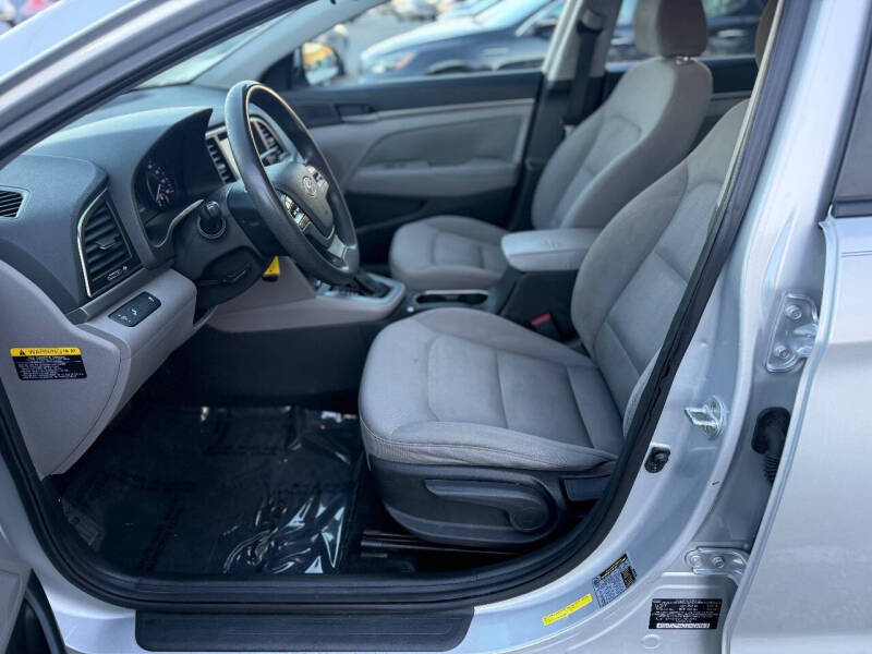 2018 Hyundai Elantra SEL