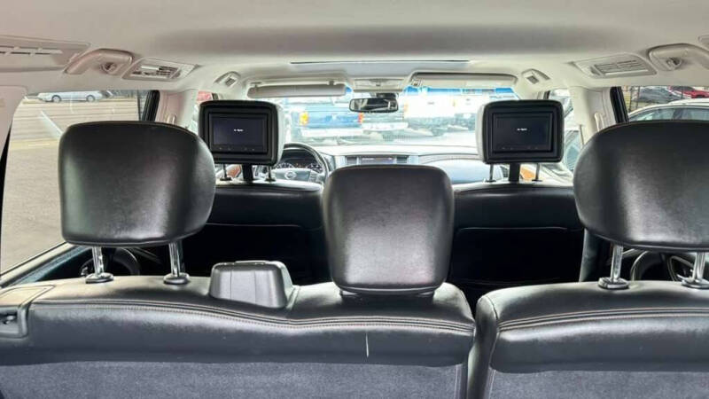 2017 Nissan Armada Platinum