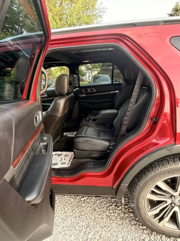 2017 Ford Explorer Platinum