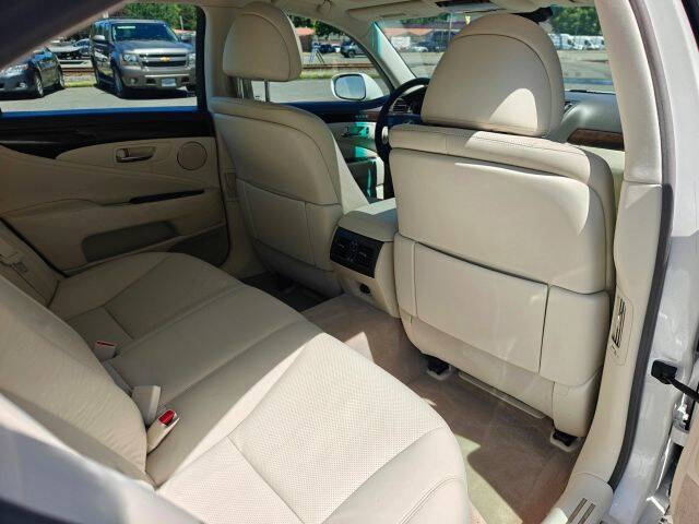 2007 Lexus LS 460