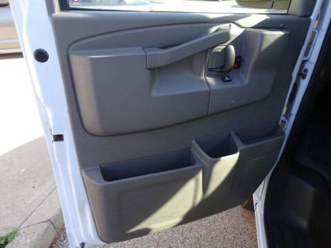 2023 GMC Savana 2500