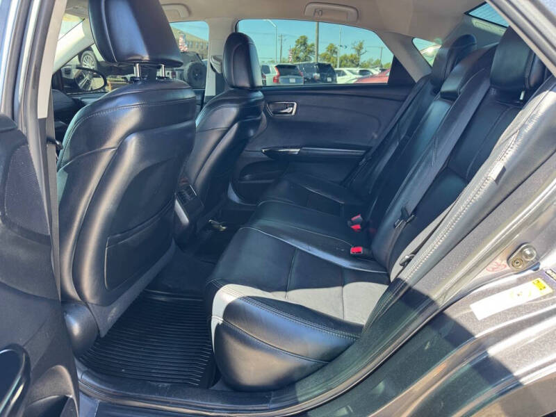 2015 Toyota Avalon XLE