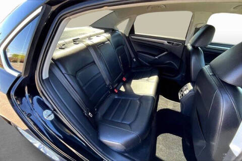 2017 Volkswagen Passat 1.8T SE