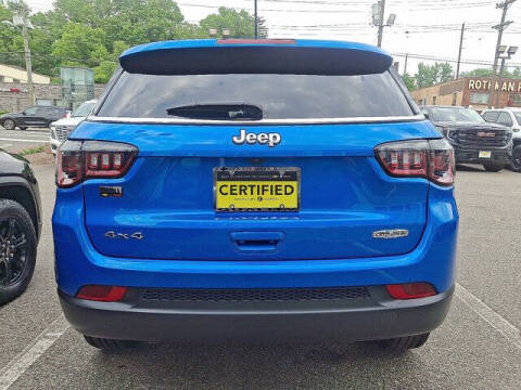 2023 Jeep Compass Latitude Lux