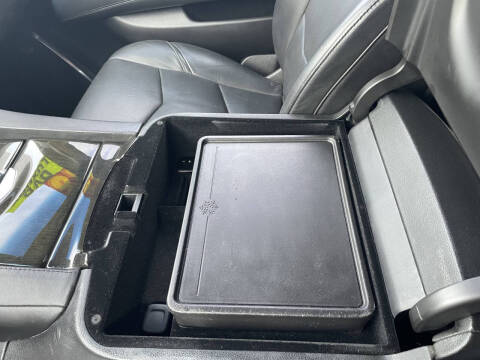 2016 Cadillac Escalade Platinum