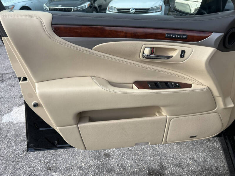 2013 Lexus LS 460
