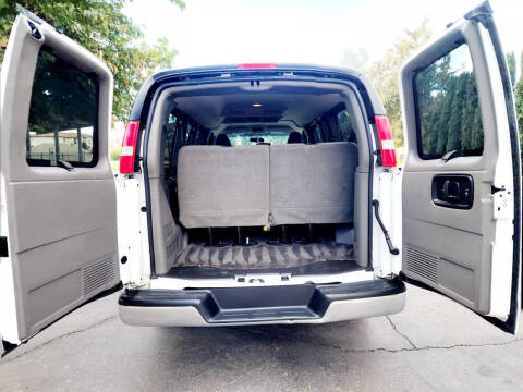 2018 Chevrolet Express LT 2500