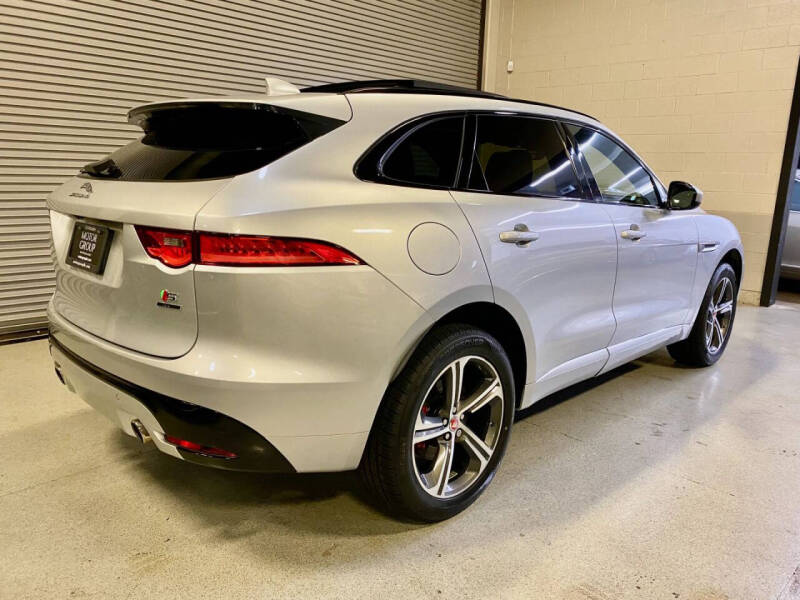 2019 Jaguar F-PACE S
