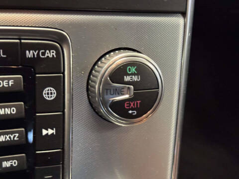 2018 Volvo V60 Cross Country T5 Premier