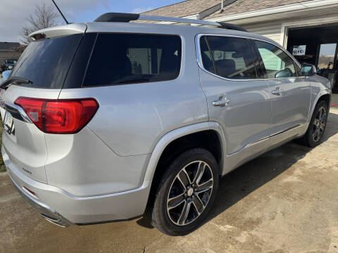 2017 GMC Acadia Denali