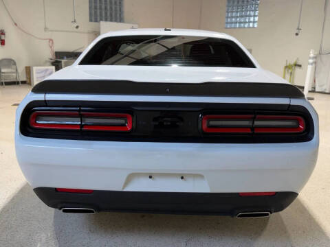 2023 Dodge Challenger SXT