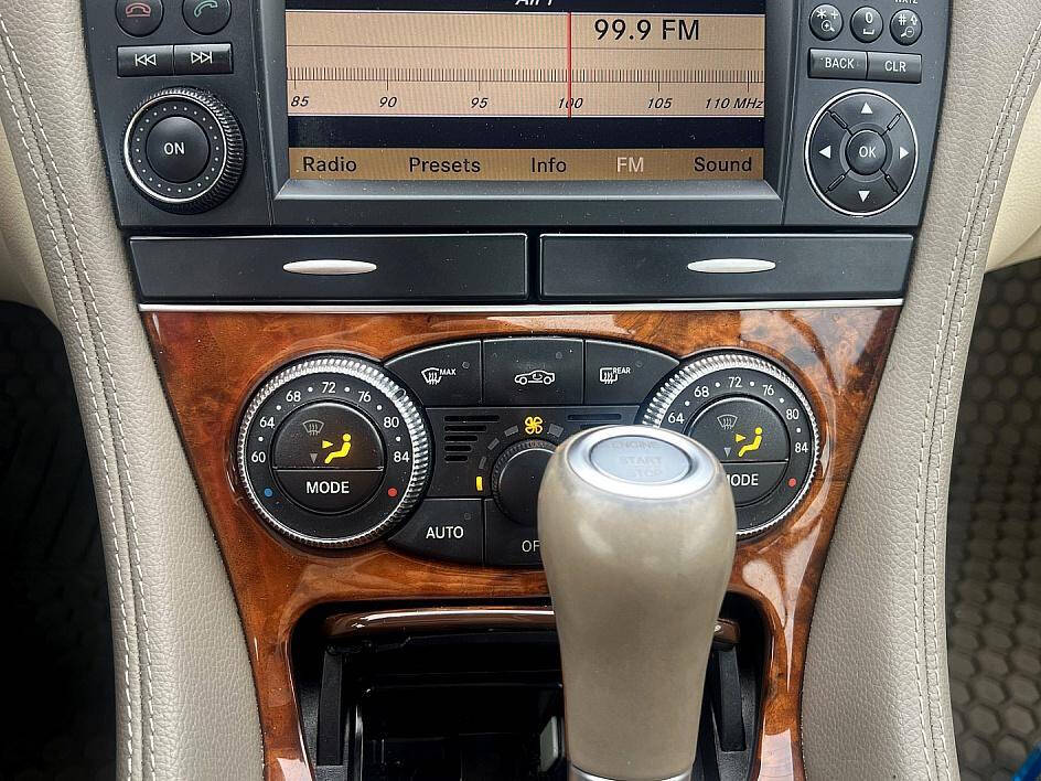 Mercedes-BenzSL-Class16