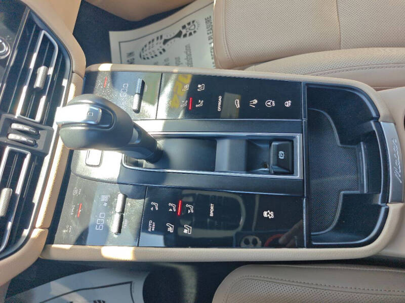 2024 Porsche Macan