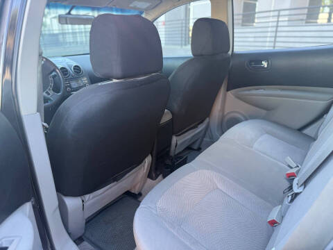 2014 Nissan Rogue Select S