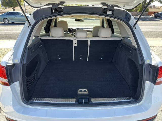 2017 Mercedes-Benz GLC GLC 300