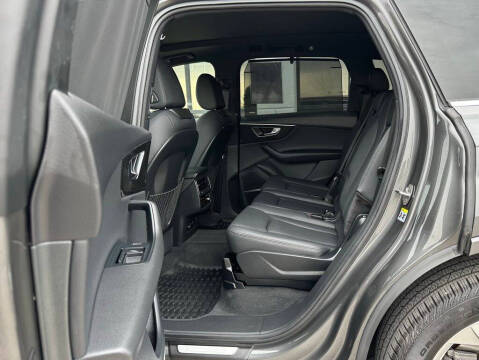 2021 Audi Q7 quattro Premium Plus 45 TFSI