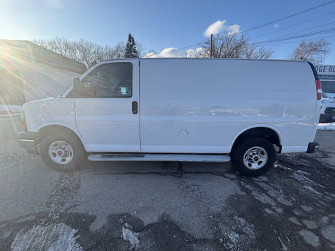 2021 GMC Savana 2500
