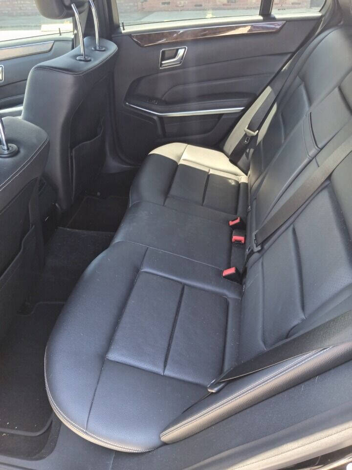 2015 MERCEDES-BENZ E-Class Sedan - $9,950