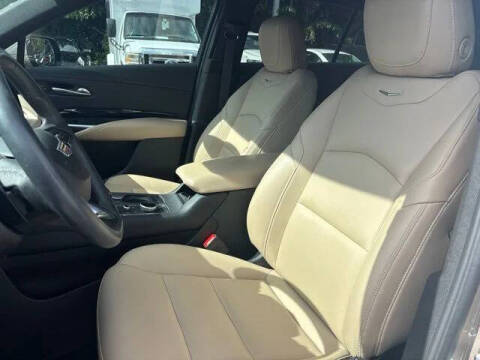 2024 Cadillac XT4 Luxury