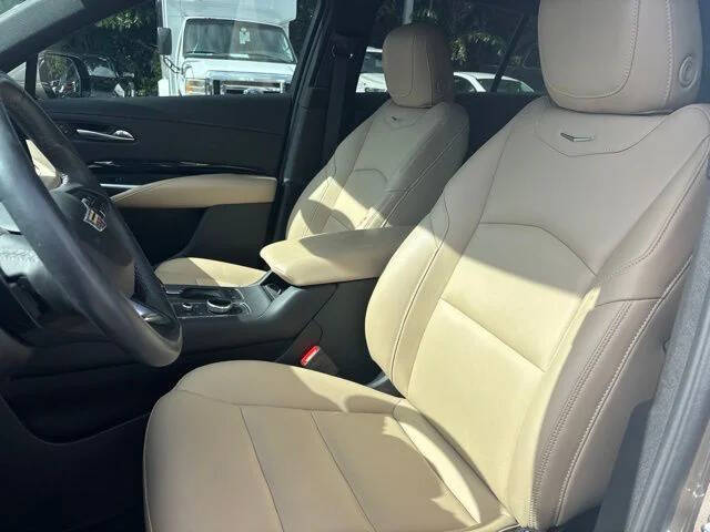 2024 Cadillac XT4 Luxury