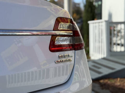 2013 Ford Taurus SEL