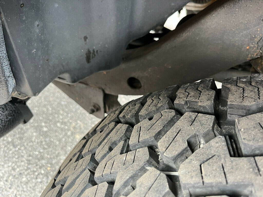 2004 Jeep Wrangler 21