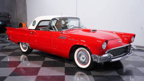 1957 Ford Thunderbird