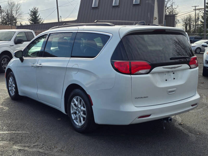 2021 Chrysler Voyager LXi