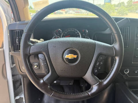 2021 Chevrolet Express 2500