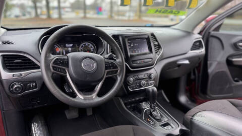 2019 Jeep Cherokee Latitude