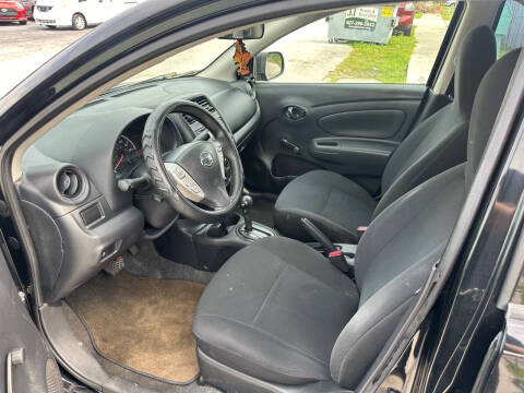 2015 Nissan Versa 1.6 S
