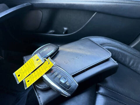 2017 Lincoln MKZ Select