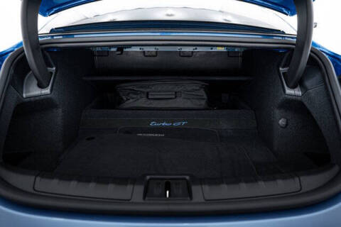 2025 Porsche Taycan Turbo GT w/ Weissach Package