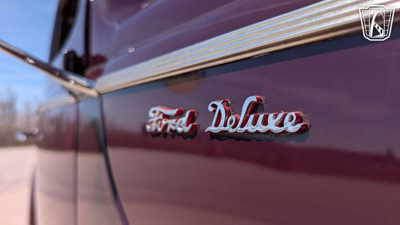 1940 Ford Deluxe