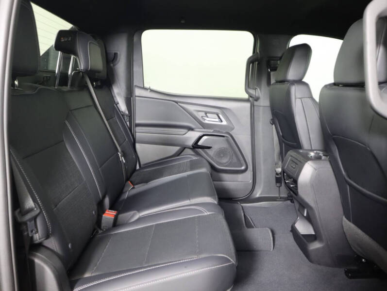 2025 Chevrolet Silverado EV LT