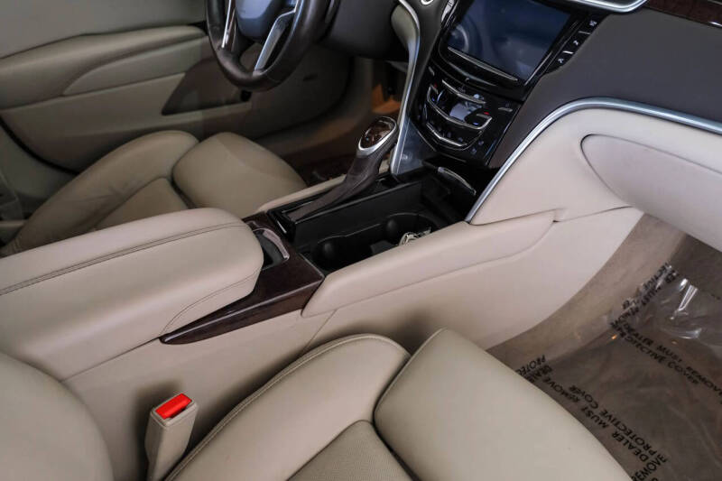 2016 Cadillac XTS Premium
