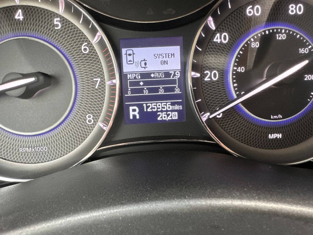 White 2016 INFINITI QX80 Base 4dr SUV 35