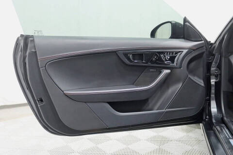 2018 Jaguar F-TYPE R