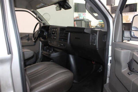 2020 GMC Savana 3500