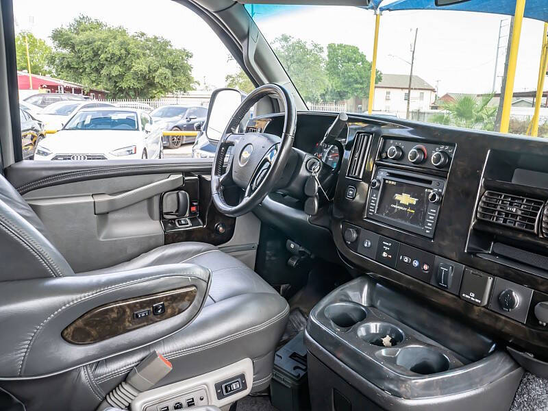2017 Chevrolet Express 2500