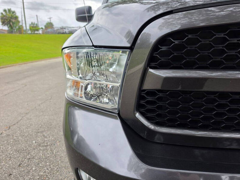 2019 RAM 1500 Classic Express