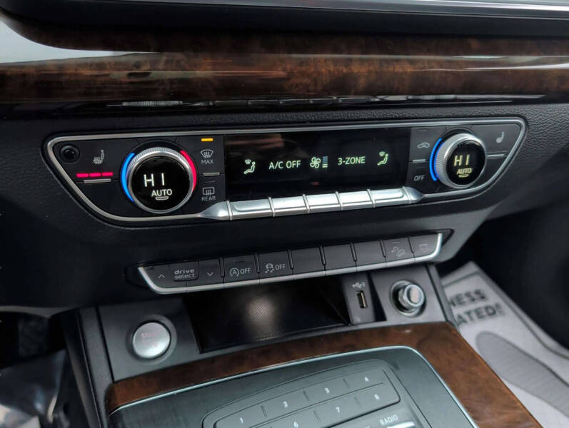 2019 Audi Q5 quattro Premium 45 TFSI