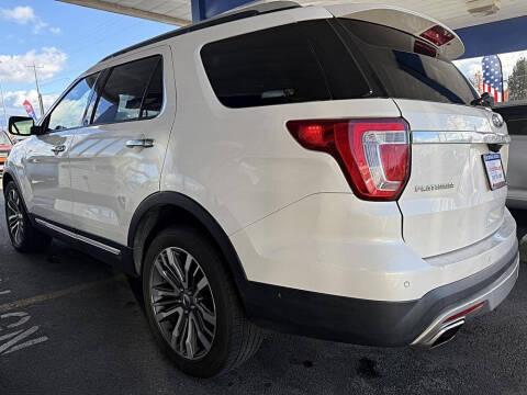 2017 Ford Explorer Platinum